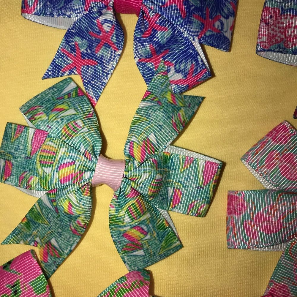 Lilly Bows - Picture 2 of 3
